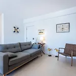 Cozy Ap Renovado 1ª Linha De - Armacao Pera *