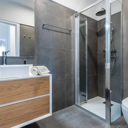 Cozy Ap Renovado 1ª Linha De - Armacao Pera شقة *