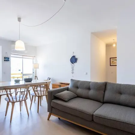 Cozy Ap Renovado 1ª Linha De - Armacao Pera Armação de Pêra